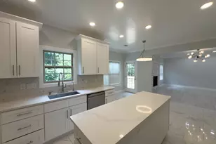611 Pinery Ln, Duncan, SC 29334 - Photo 12