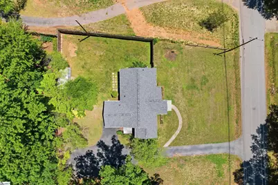 5 Courtney Circle, Greenville, SC 29617 - Photo 2