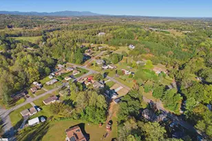 201 Tubbs Mountain Rd, Travelers Rest, SC 29690 - Photo 36
