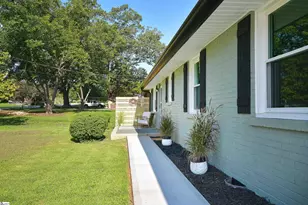 111 Paxton St, Mauldin, SC 29662 - Photo 2