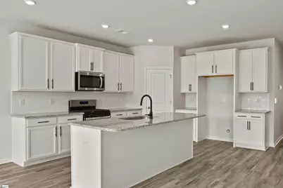 18 Red Bank Road, Simpsonville, SC 29681 - Photo 2