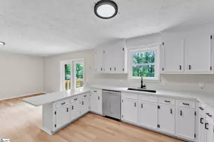 106 Keene Dr, Travelers Rest, SC 29690 - Photo 12