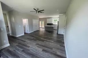 709 Rockcliff St, Greenville, SC 29617 - Photo 4