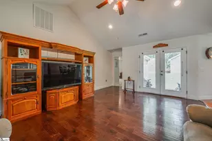 154 Rockcrest Dr, Taylors, SC 29687 - Photo 6
