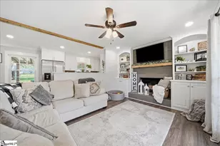 7 Marlow Ln, Taylors, SC 29687 - Photo 6