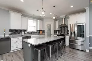 419 Navajo Ct, Marietta, SC 29661 - Photo 4