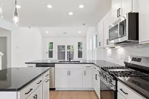 200 Cyn Crk Wy, Fountain Inn, SC 29644 - Photo 8