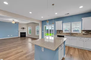 105 Viewmont Dr, Duncan, SC 29334 - Photo 8