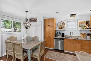 38 Kimbell Ct, Greenville, SC 29617 - Photo 4