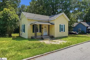 118 Cherry St, Gaffney, SC 29340 - Photo 2