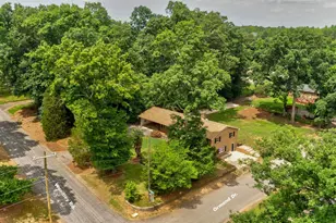 402 Woodley Rd, Spartanburg, SC 29306 - Photo 34