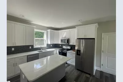 709 Rockcliff Street, Greenville, SC 29617 - Photo 10