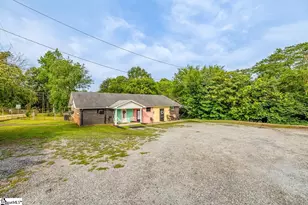 1501 B Boiling Springs Rd, Boiling Springs, SC 29316 - Photo 2