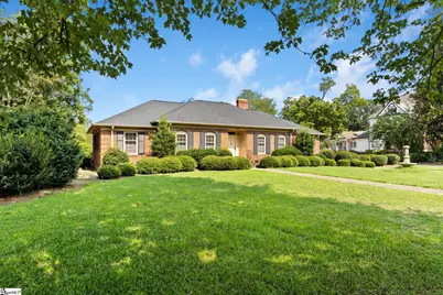 307 S Broad Street, Clinton, SC 29325 - Photo 2