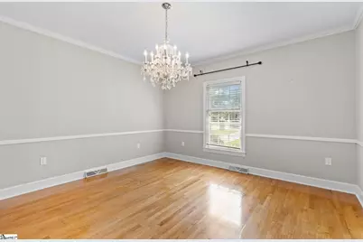 307 S Broad Street, Clinton, SC 29325 - Photo 6