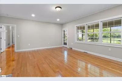 307 S Broad Street, Clinton, SC 29325 - Photo 18