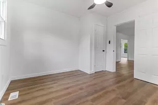 207 S Carolina Ave, Spartanburg, SC 29306 - Photo 16
