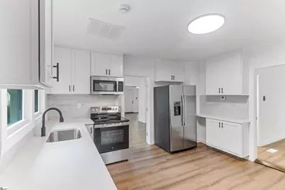 207 South Carolina Avenue, Spartanburg, SC 29306 - Photo 6