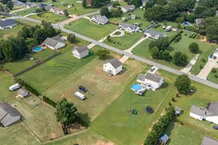 258 Gibbs Rd, Wellford, SC 29385 - Photo 36