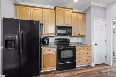 258 Gibbs Road, Wellford, SC 29385 - Photo 8