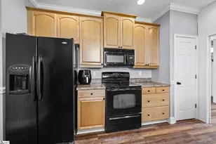 258 Gibbs Rd, Wellford, SC 29385 - Photo 8