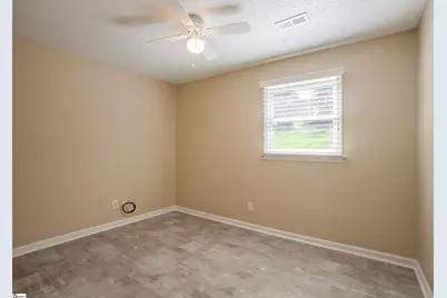 400 Fairmont Drive, Greenville, SC 29605 - Photo 32