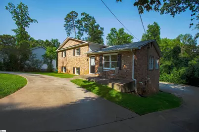 400 Fairmont Drive, Greenville, SC 29605 - Photo 2
