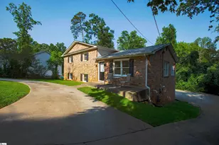 400 Fairmont Dr, Greenville, SC 29605 - Photo 2