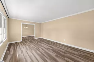 11 Fontana Dr, Greenville, SC 29609 - Photo 8