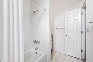1024 Summit Dr, Greenville, SC 29609 - Photo 28