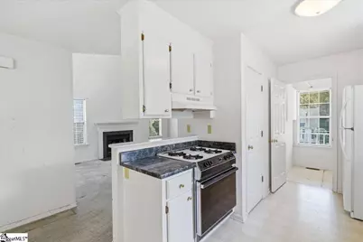 1024 Summit Drive, Greenville, SC 29609 - Photo 12