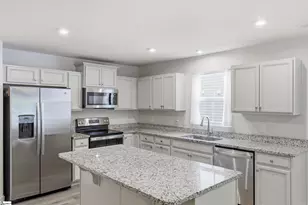 234 Stockland Trl, Fountain Inn, SC 29644 - Photo 2