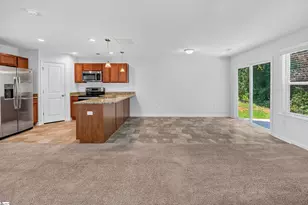 648 Millsgate Cir, Boiling Springs, SC 29316 - Photo 8