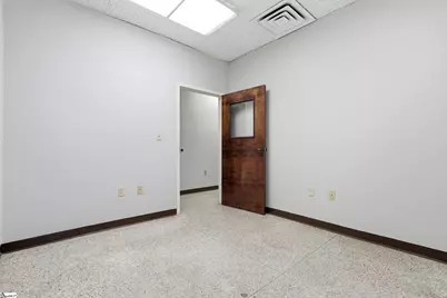 106 S Texas Avenue, Greenville, SC 29611 - Photo 16
