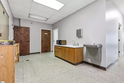 106 S Texas Avenue, Greenville, SC 29611 - Photo 14