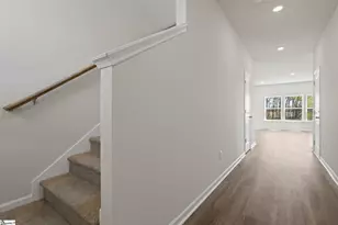 112 Wilson School St, Simpsonville, SC 29681 - Photo 4