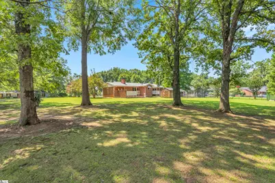 402 Springwood Drive, Spartanburg, SC 29302 - Photo 22