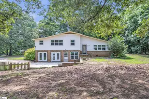 1201 Lakeview Cir, Greer, SC 29651 - Photo 1