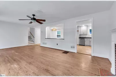 1201 Lakeview Circle, Greer, SC 29651 - Photo 6
