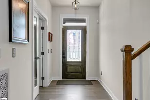 421 Oswego Ct, Greenville, SC 29607 - Photo 4