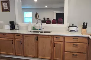 702 E Lee Rd, Taylors, SC 29687 - Photo 28