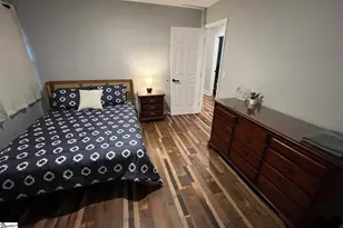 702 E Lee Rd, Taylors, SC 29687 - Photo 18