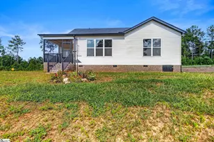 748 Cattle Dr, Laurens, SC 29630 - Photo 32