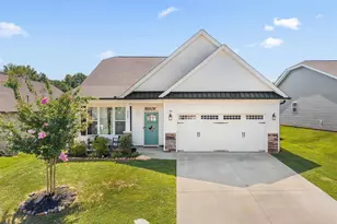 323 Barnhill Ct, Greenville, SC 29617 - Photo 1