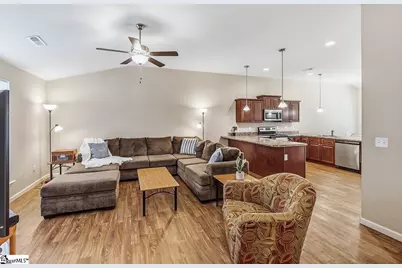 311 Catterick Way, Fountain Inn, SC 29644 - Photo 4