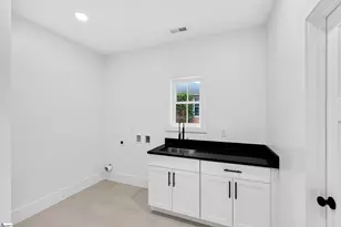 321 Dunbarton Ct, Spartanburg, SC 29307 - Photo 32