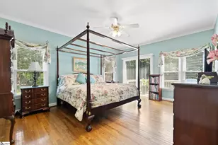 220 Baucom Park Dr, Greer, SC 29650 - Photo 16
