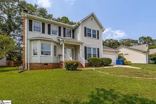 10 Hyde Park Ln, Mauldin, SC 29662 - Photo 2