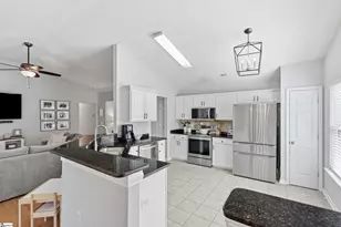 2 Callawassie Ct, Simpsonville, SC 29681 - Photo 8