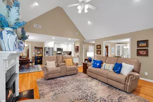 210 Camperdown Ct, Easley, SC 29642 - Photo 14